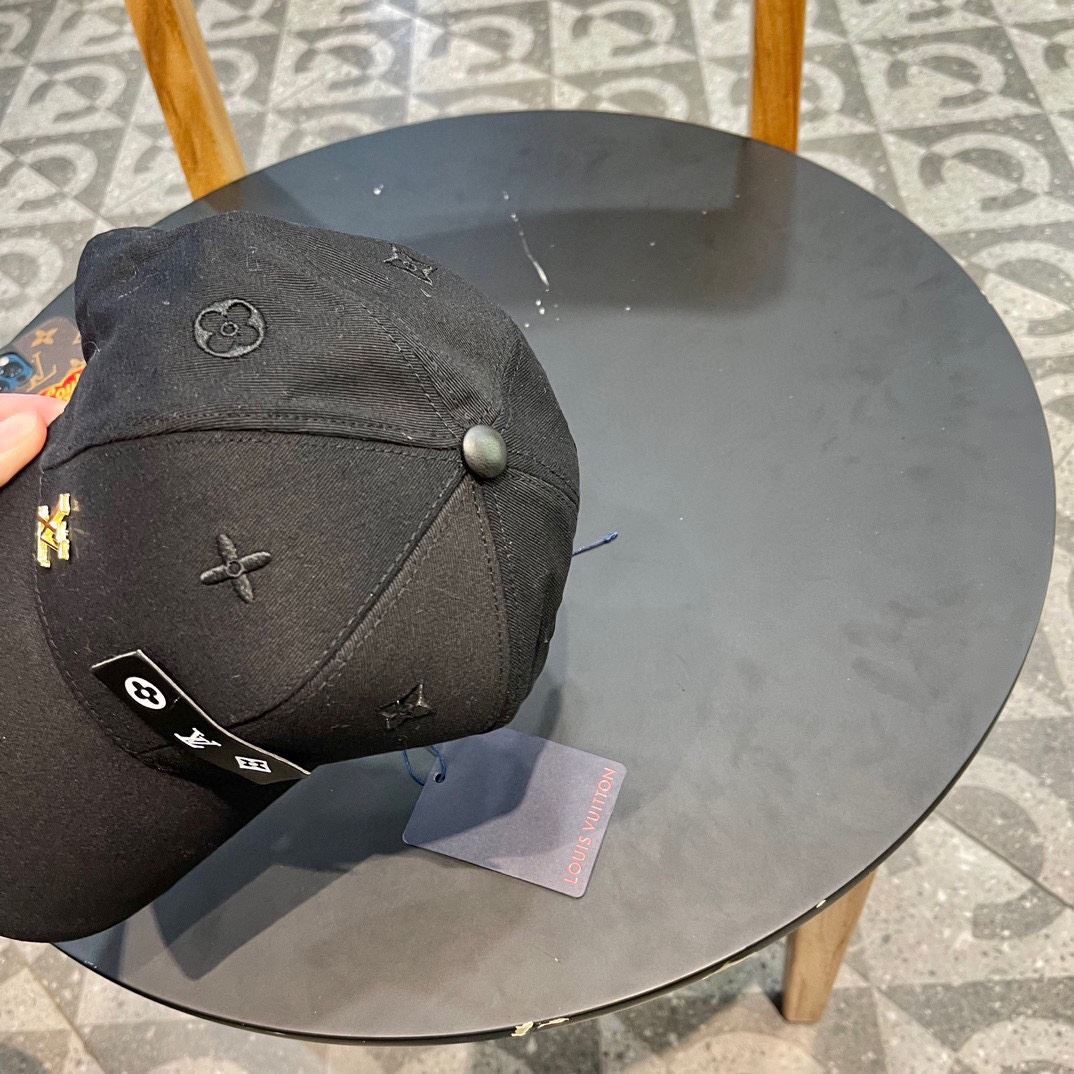 Louis Vuitton Caps